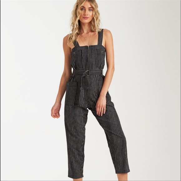 🌴🔆BILLABONG- LIGHT THE NIGHT JUMPSUIT ROMPER🔆🌴 - Picture 3 of 11